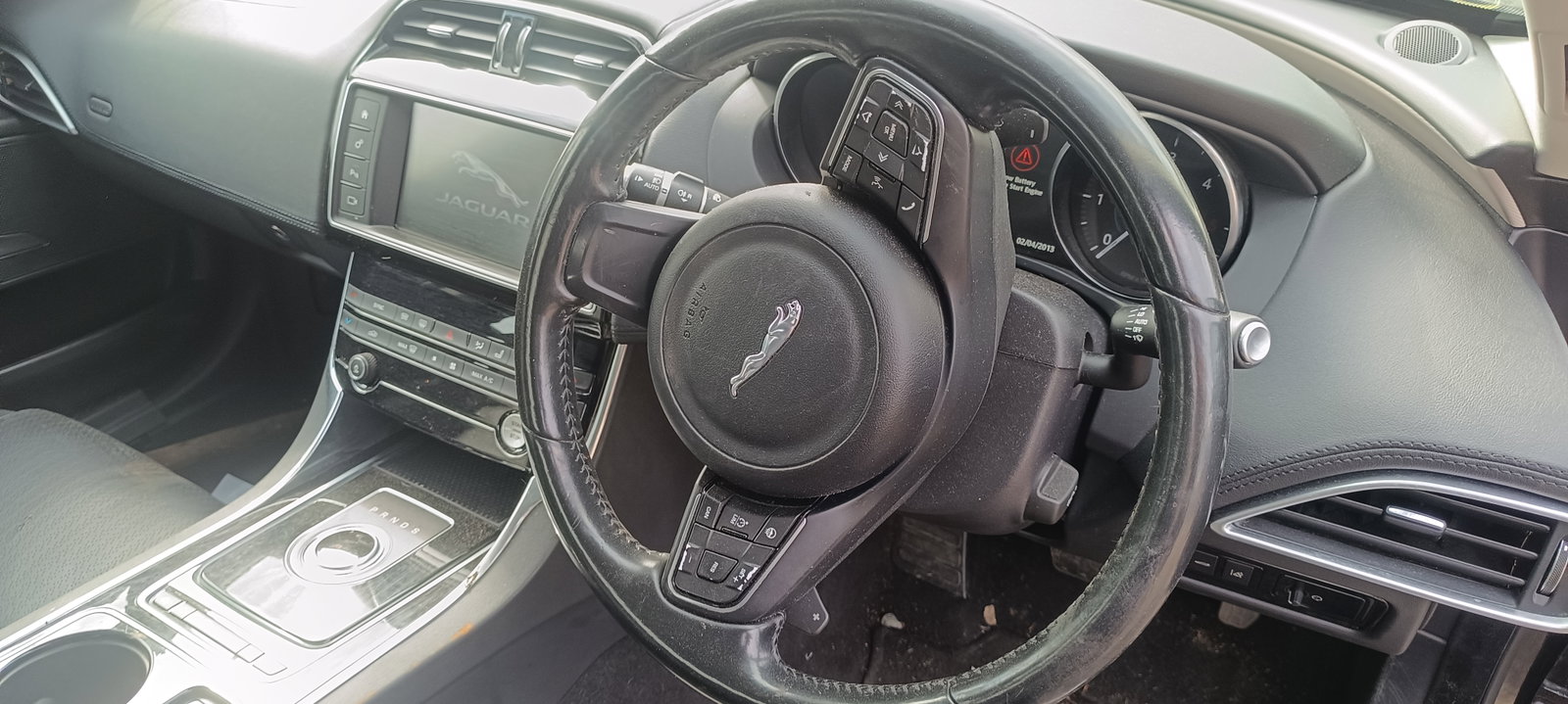 Jaguar XE (X760) [Fabr 2016-2025]