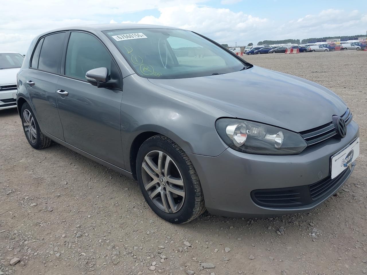 Volkswagen Golf 6 (5K1) [Fabr 2009-2013]