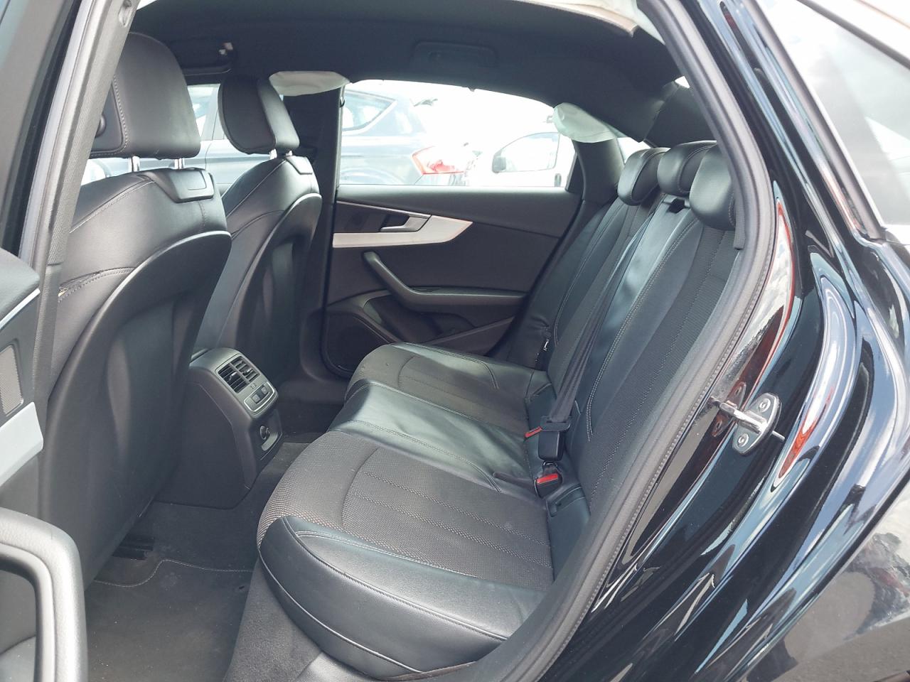 AUDI A4 (8W2, B9) [Fabr 2015-2023]