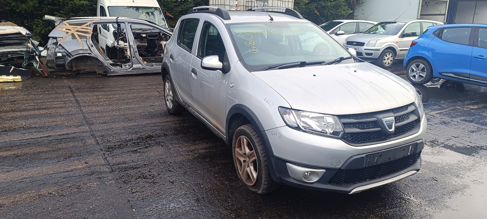 Dacia Sandero 2 Stepway [Fabr 2012-prezent]