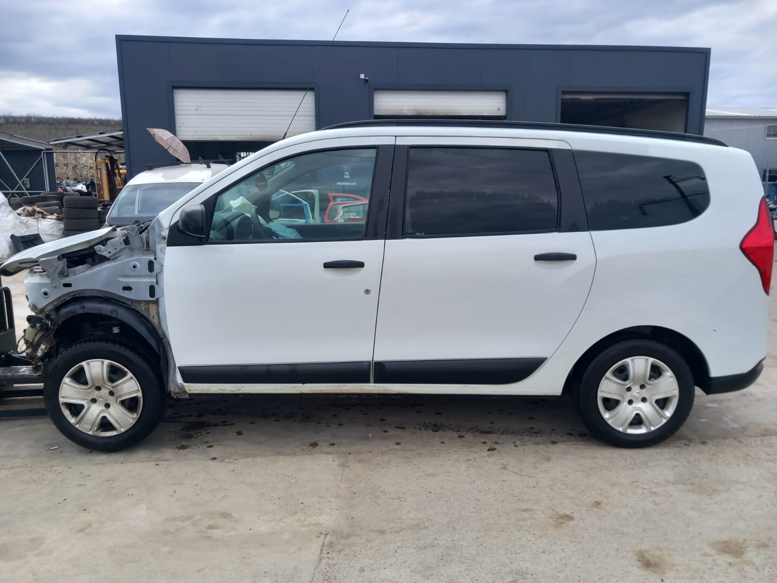 Dacia Lodgy [Fabr 2012-prezent]