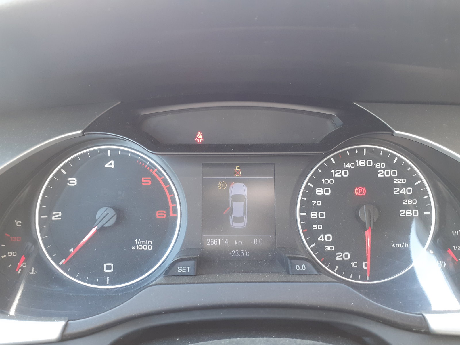 AUDI A4 (8K5, B8) [Fabr 2008-2015]